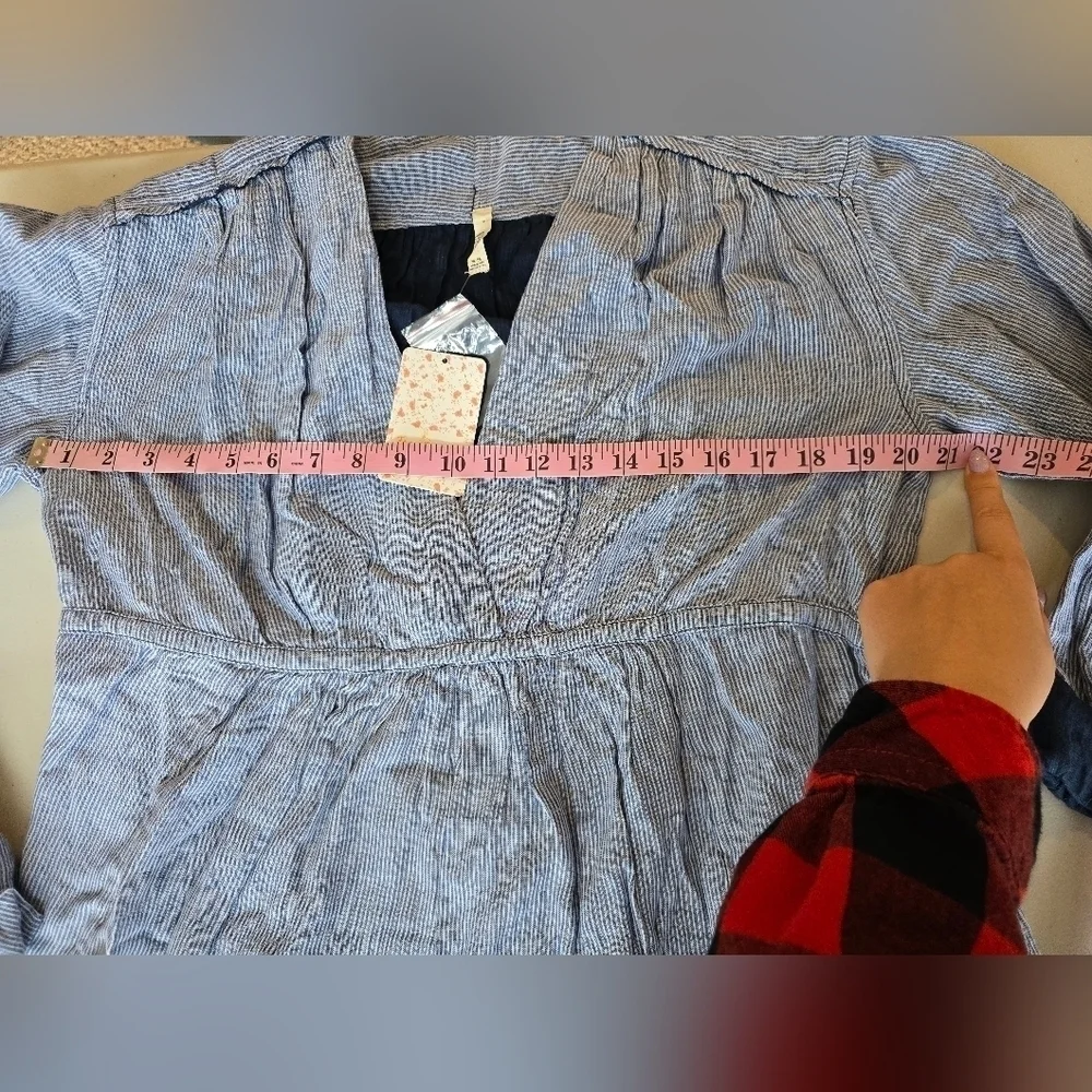 NWT Free People Blue Striped V-Neck Long Sleeve Women's Blouse Sz M.